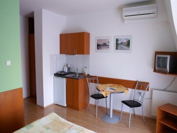 Apartments Villa Solar Vek Meder